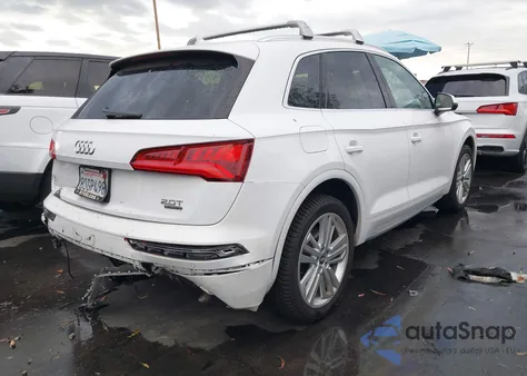 2018 Audi Q5 2.0T Premium/2.0T Tech Premium z USA, uszkodzony, nr VIN WA1CNBFY2J2021777